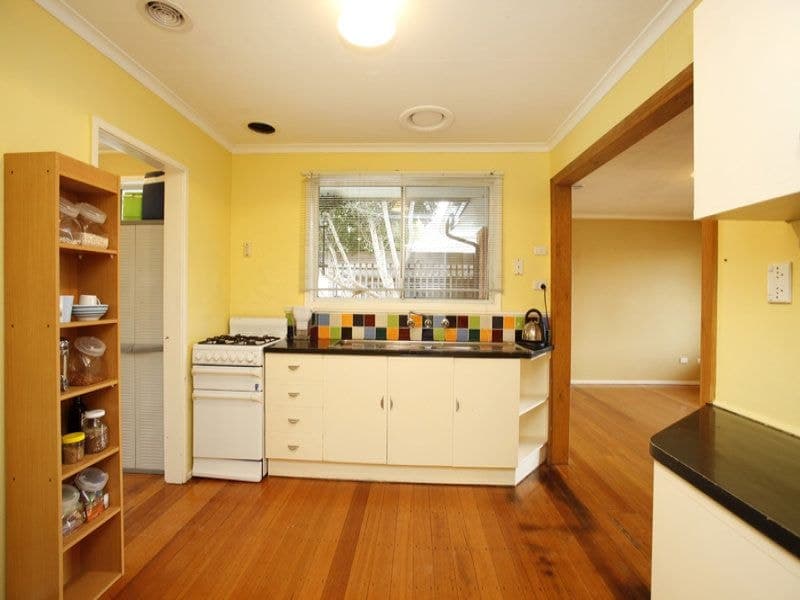 8 Frazer Avenue, Altona - Thumbnail 5