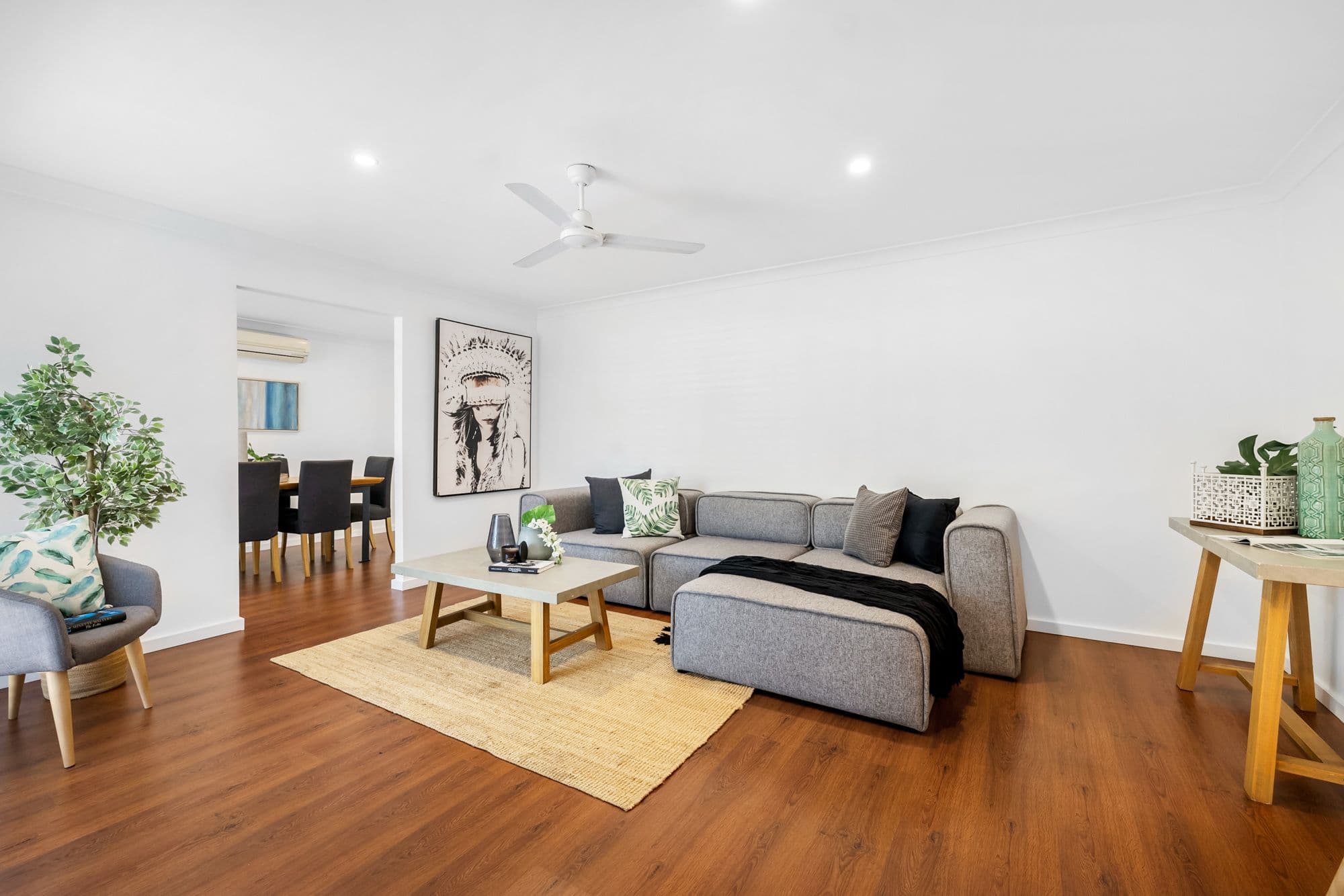 2 Milano Place, Edensor Park NSW 2176, Edensor Park - Thumbnail 2