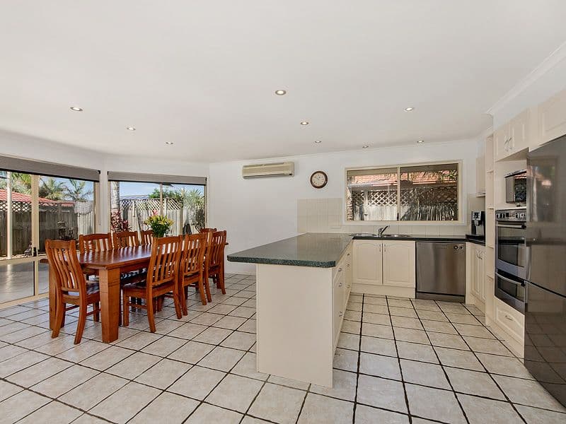 13 Silverash Street, Oxenford QLD 4210, Oxenford - Thumbnail 4