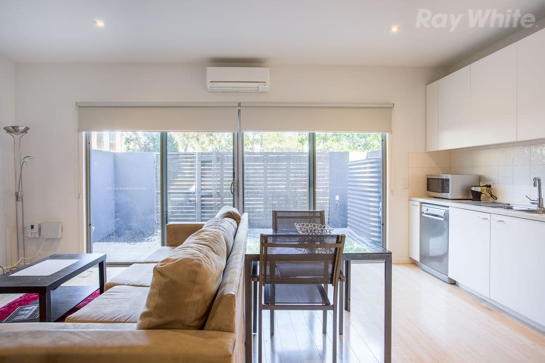 1 Silverash Drive, Bundoora VIC 3083, Bundoora - Thumbnail 6