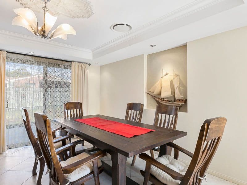 21 Sherborne Street, Carindale QLD 4152, Carindale - Thumbnail 4