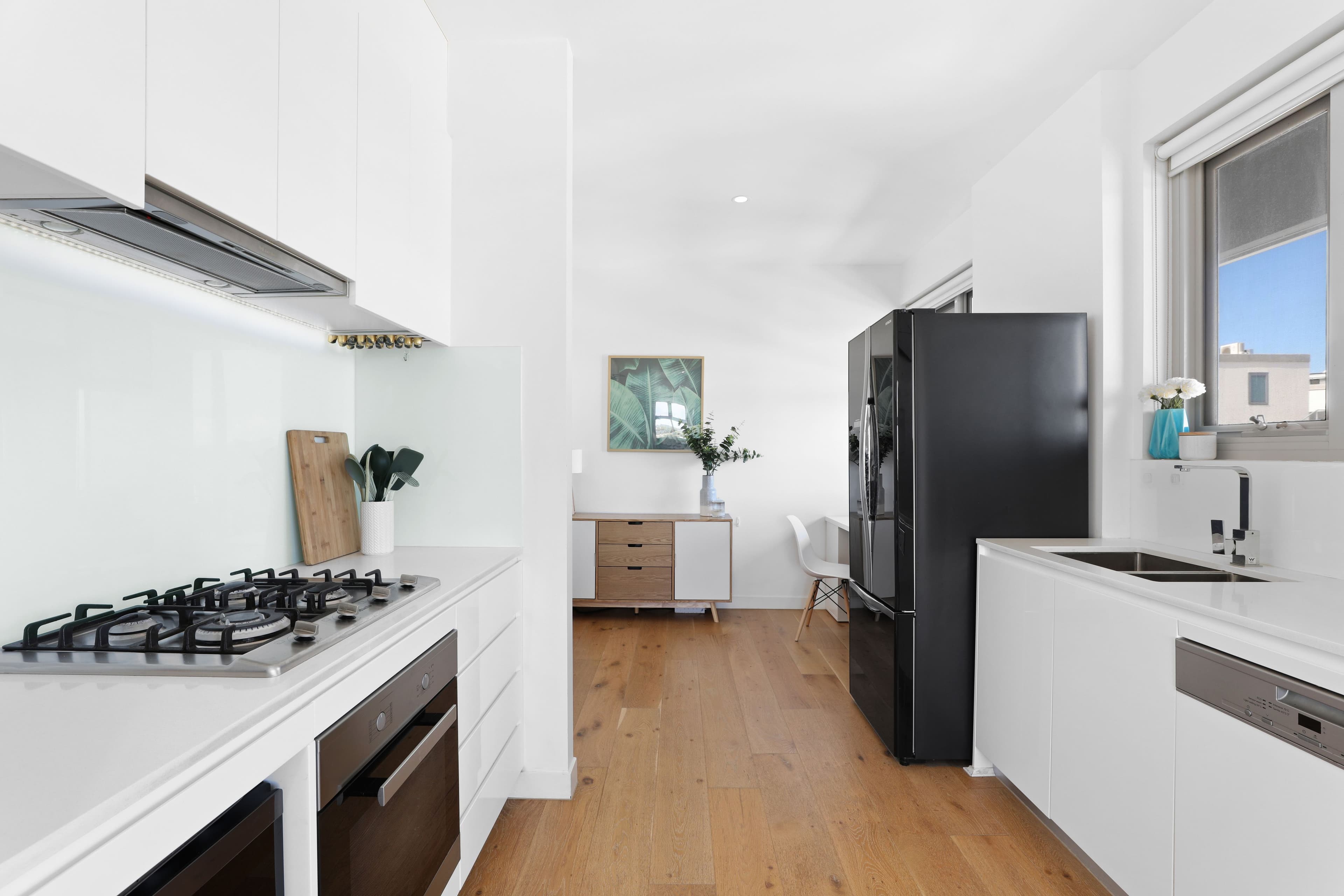 19 Hutchinson Street, St Peters NSW 2044, St Peters - Thumbnail 2