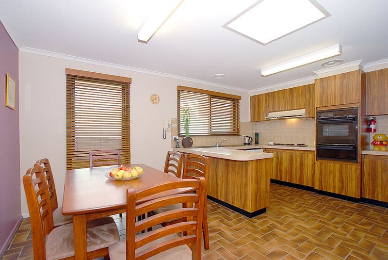 34  Mayfair Drive, FERNTREE GULLY VIC 3156, Ferntree Gully - Thumbnail 4