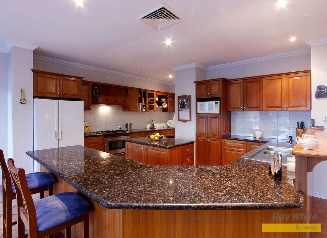64 Promontory Parade, BALLAJURA WA 6066, Ballajura - Thumbnail 4