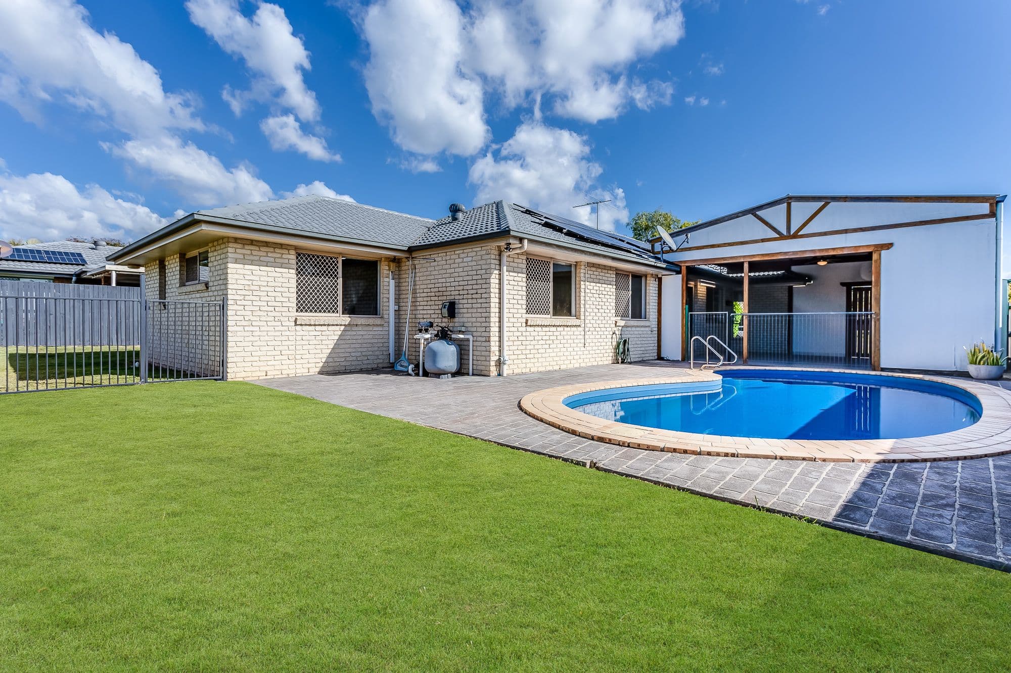 13 Barnard Crescent, Murrumba Downs QLD 4503, Murrumba Downs - Thumbnail 2