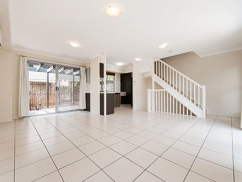 9 Tamworth Street, ANNERLEY QLD 4103, Annerley - Thumbnail 2