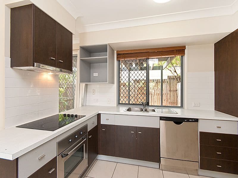 9 Tamworth Street, ANNERLEY QLD 4103, Annerley - Thumbnail 5