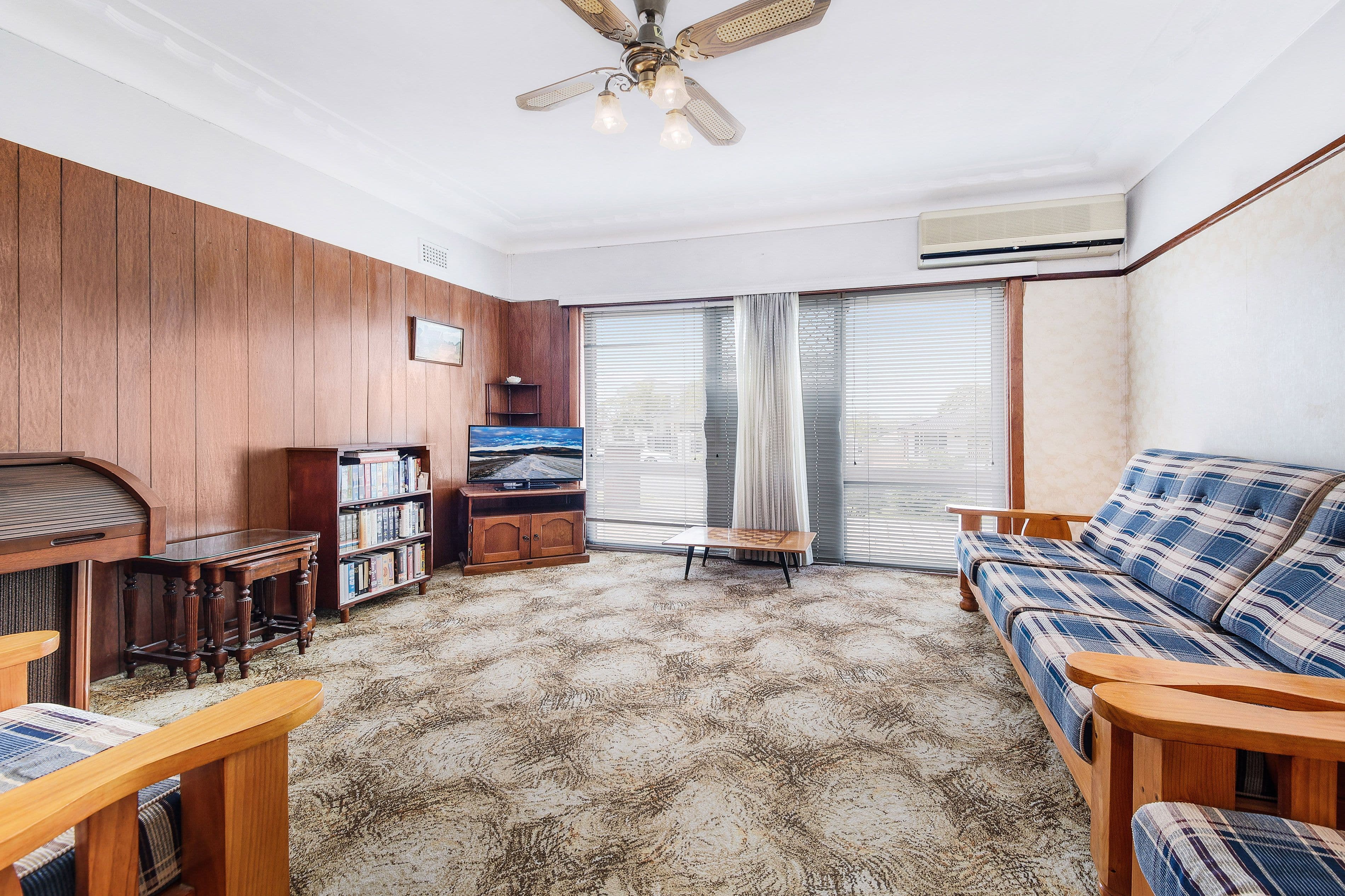 33 Gleeson Avenue, Condell Park NSW 2200, Condell Park - Thumbnail 3