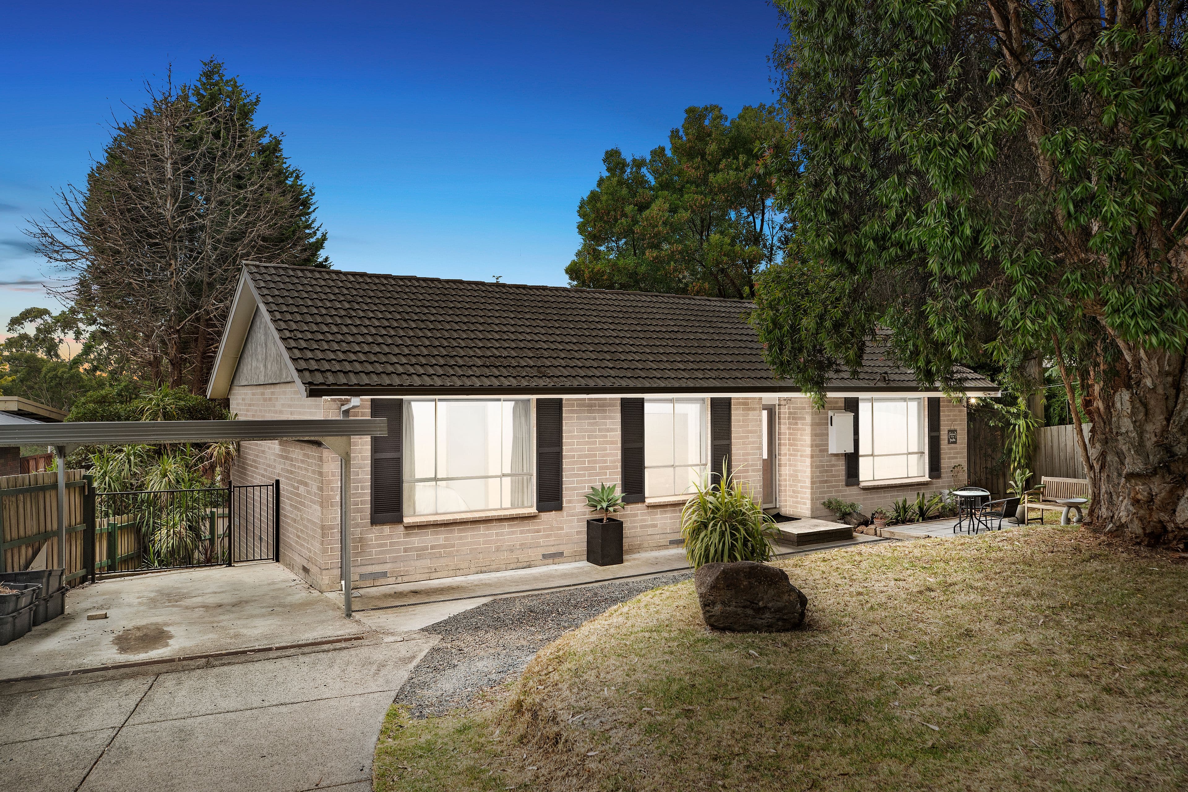 12 Ross Avenue, The Basin VIC 3154, The Basin - Image 1
