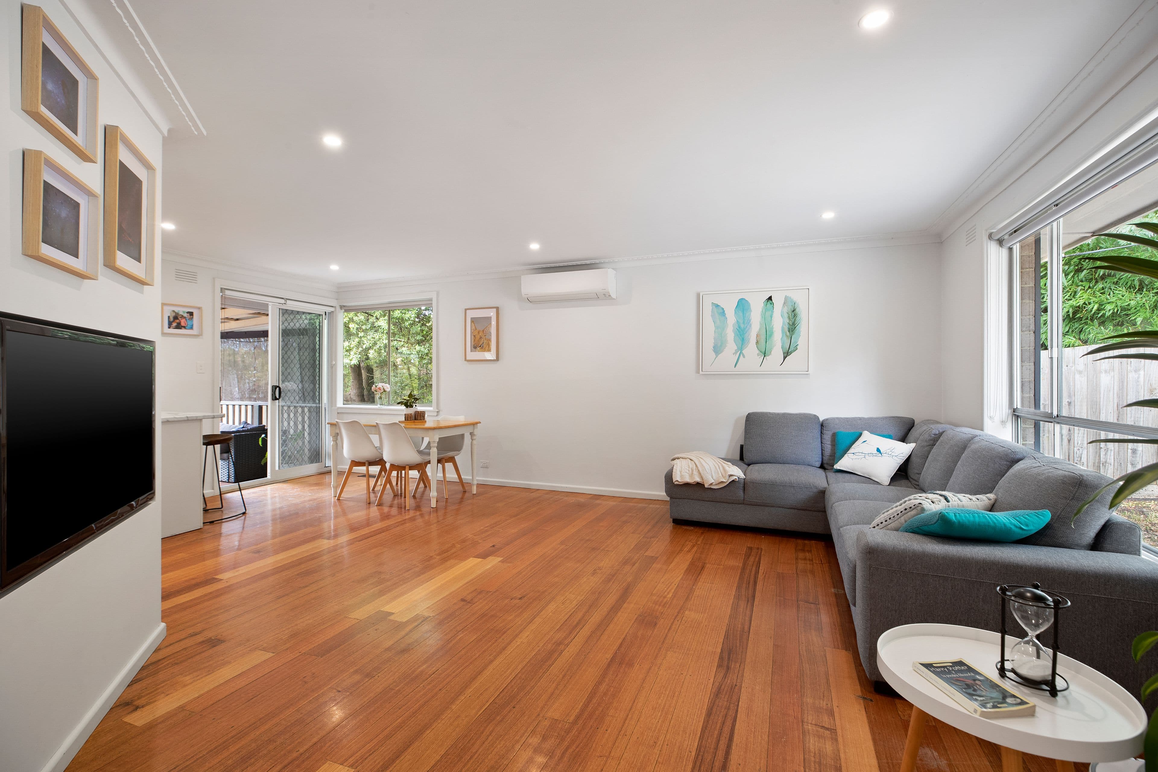 12 Ross Avenue, The Basin VIC 3154, The Basin - Thumbnail 2