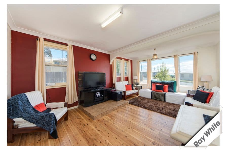 2 Anne Street, Queanbeyan NSW 2620, Queanbeyan - Thumbnail 2
