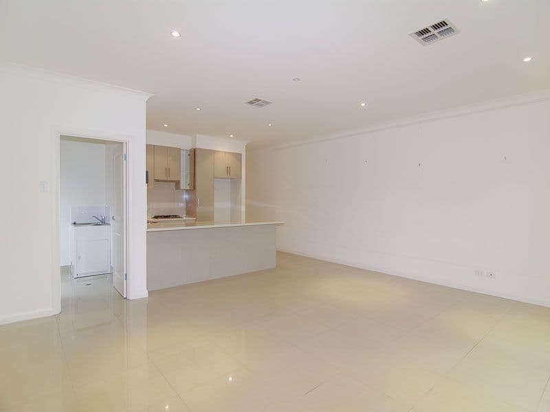 6 Fetlar Avenue, MARION SA 5043, Marion - Thumbnail 5