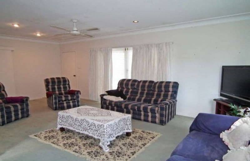41 Wilgarning Street, STAFFORD HEIGHTS QLD 4053, Stafford Heights - Thumbnail 2