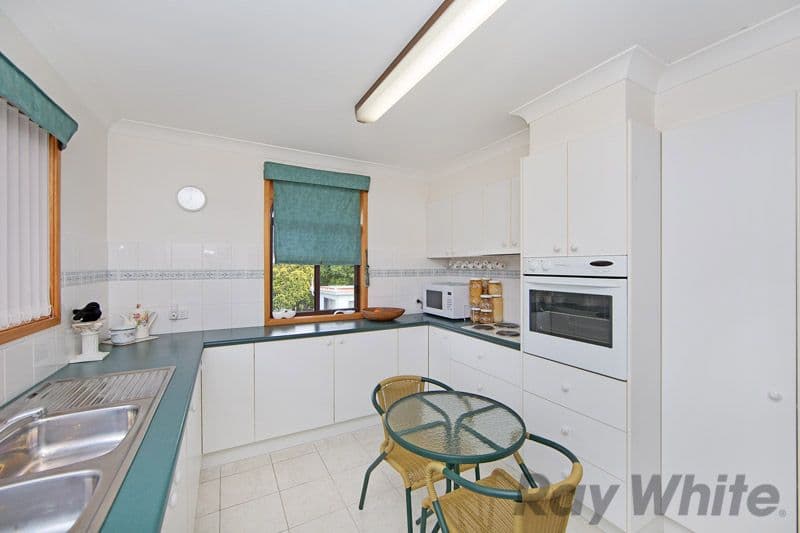 83 Birdwood Drive, Blue Haven NSW 2262, Blue Haven - Thumbnail 3