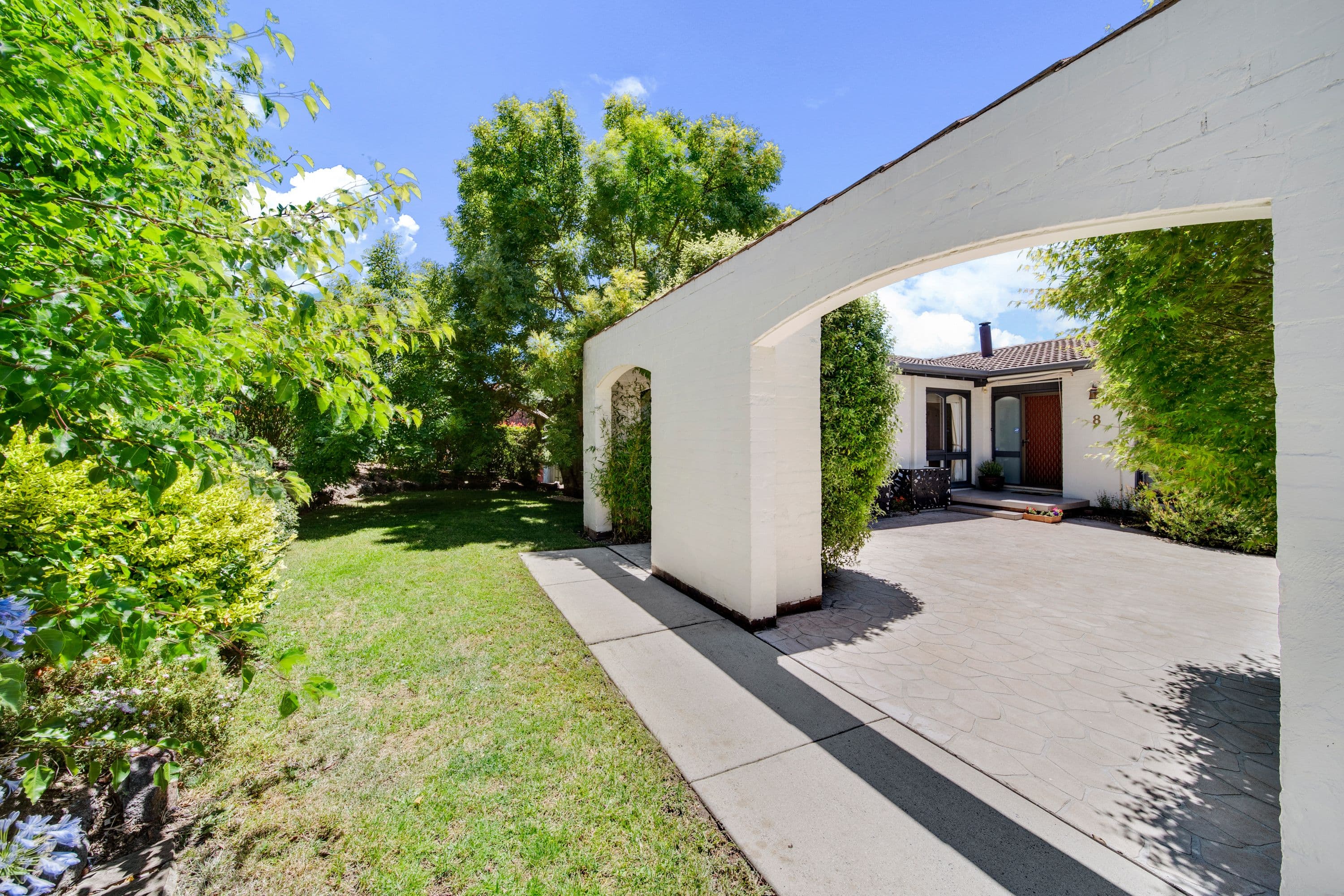 8 Eucumbene Drive, Duffy ACT 2611, Duffy - Thumbnail 2