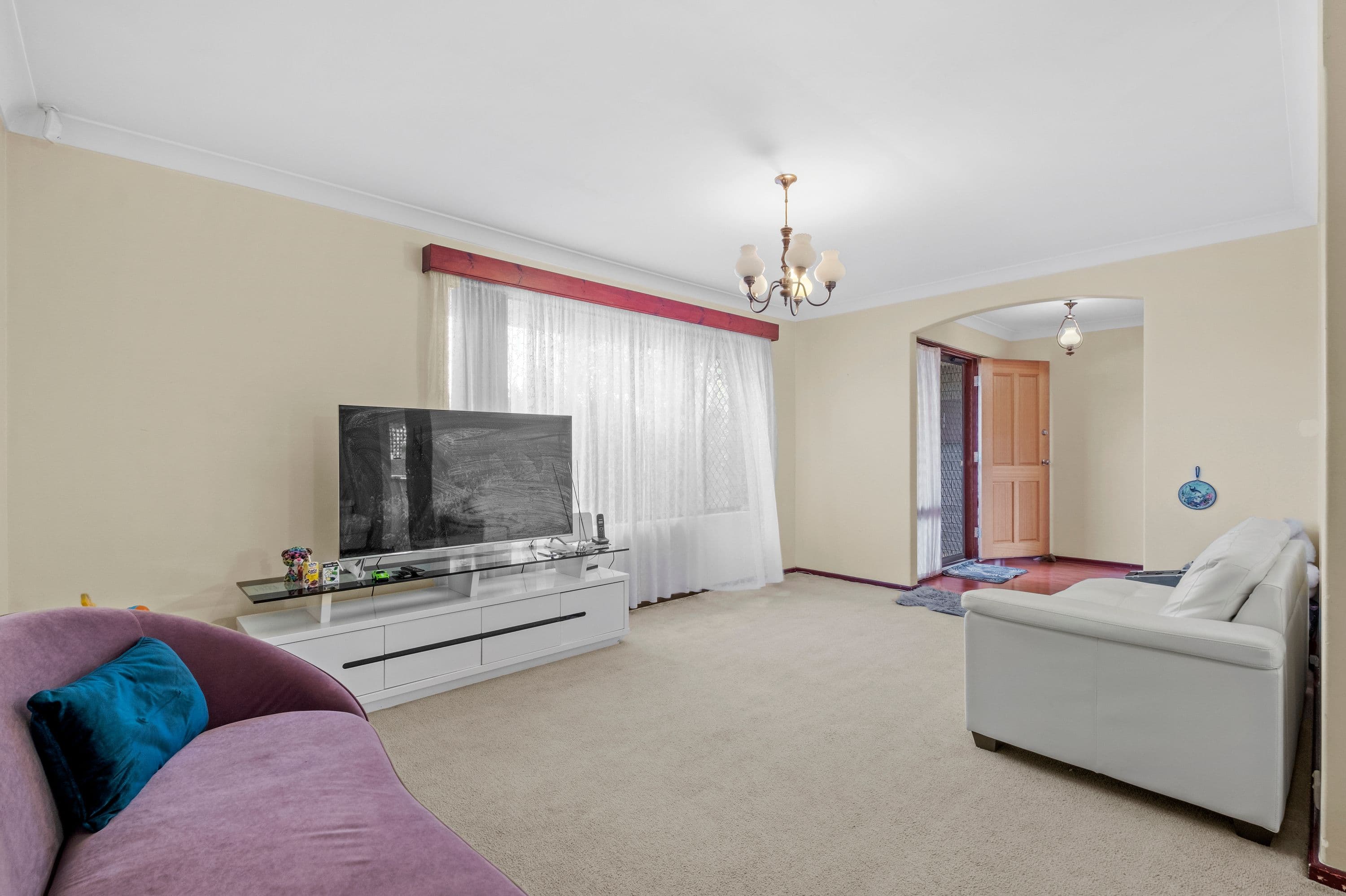 4 Oak Tree Court, Langford WA 6147, Langford - Thumbnail 5