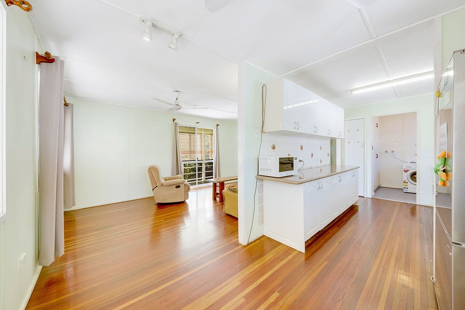 20 Charles Street, West Gladstone QLD 4680, West Gladstone - Thumbnail 3