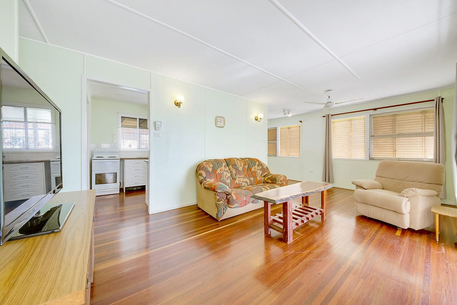 20 Charles Street, West Gladstone QLD 4680, West Gladstone - Thumbnail 4
