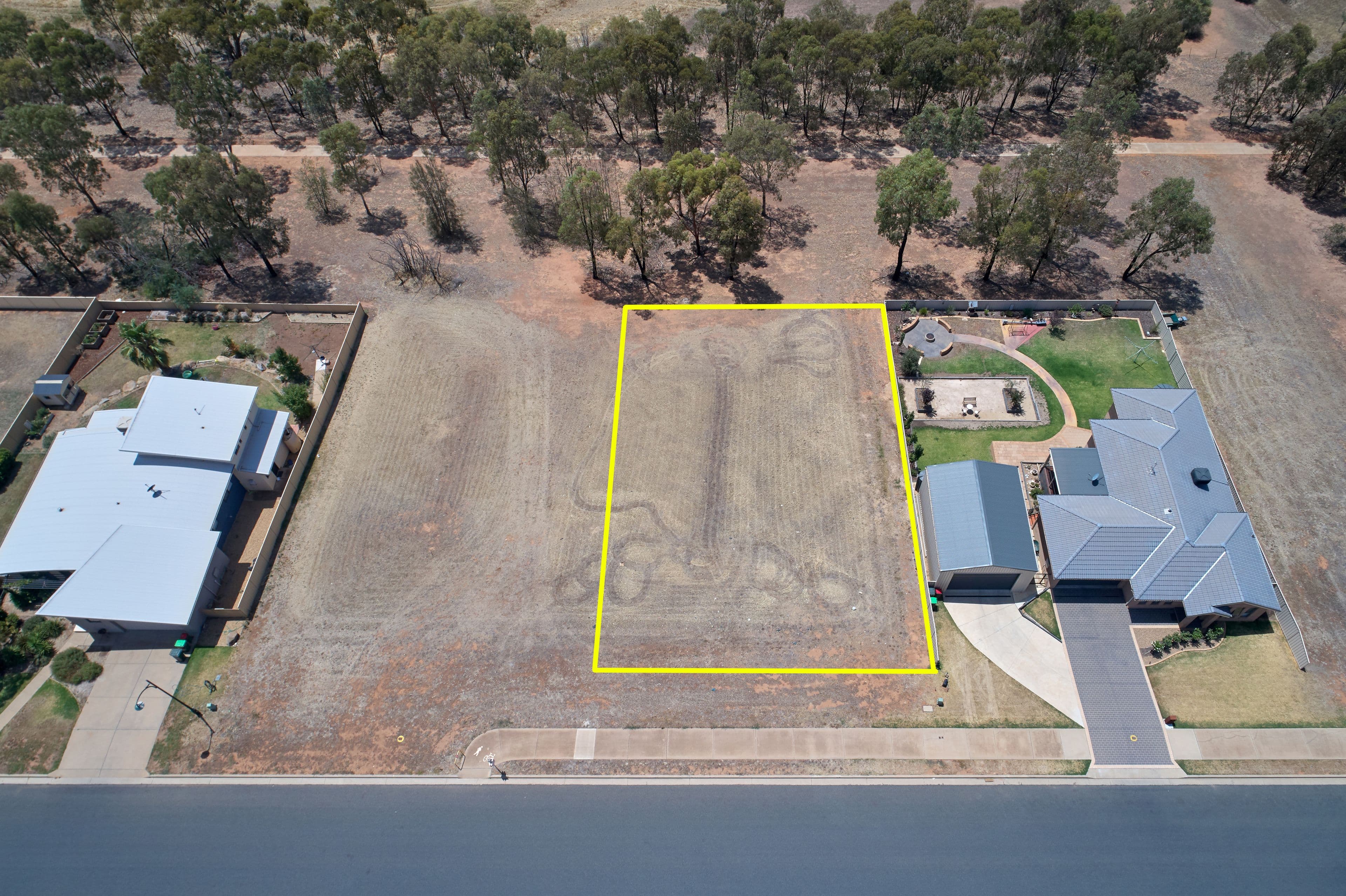 29 John Potts Drive, Junee NSW 2663, Junee - Thumbnail 2