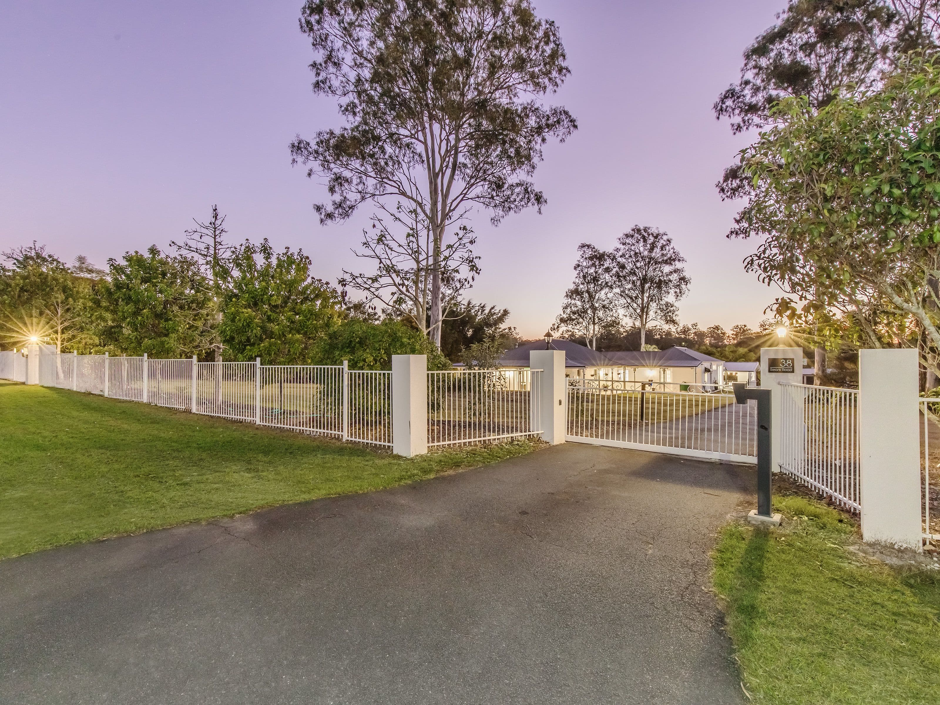 38 Sears Road, Yatala QLD 4207, Yatala - Thumbnail 2
