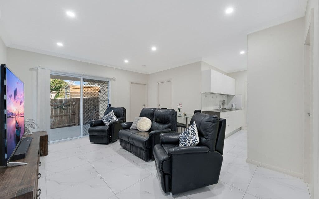 10 & 10a Colonial Street, Campbelltown NSW 2560, Campbelltown - Thumbnail 6