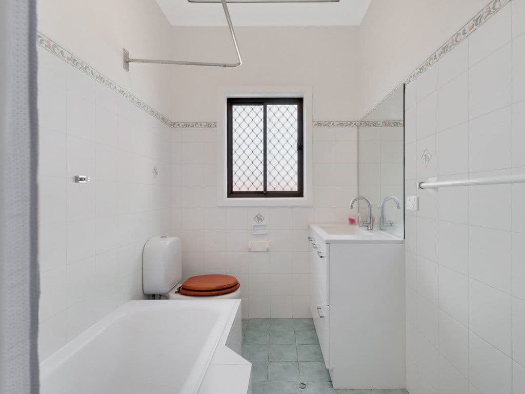 10 & 10a Colonial Street, Campbelltown NSW 2560, Campbelltown - Thumbnail 8