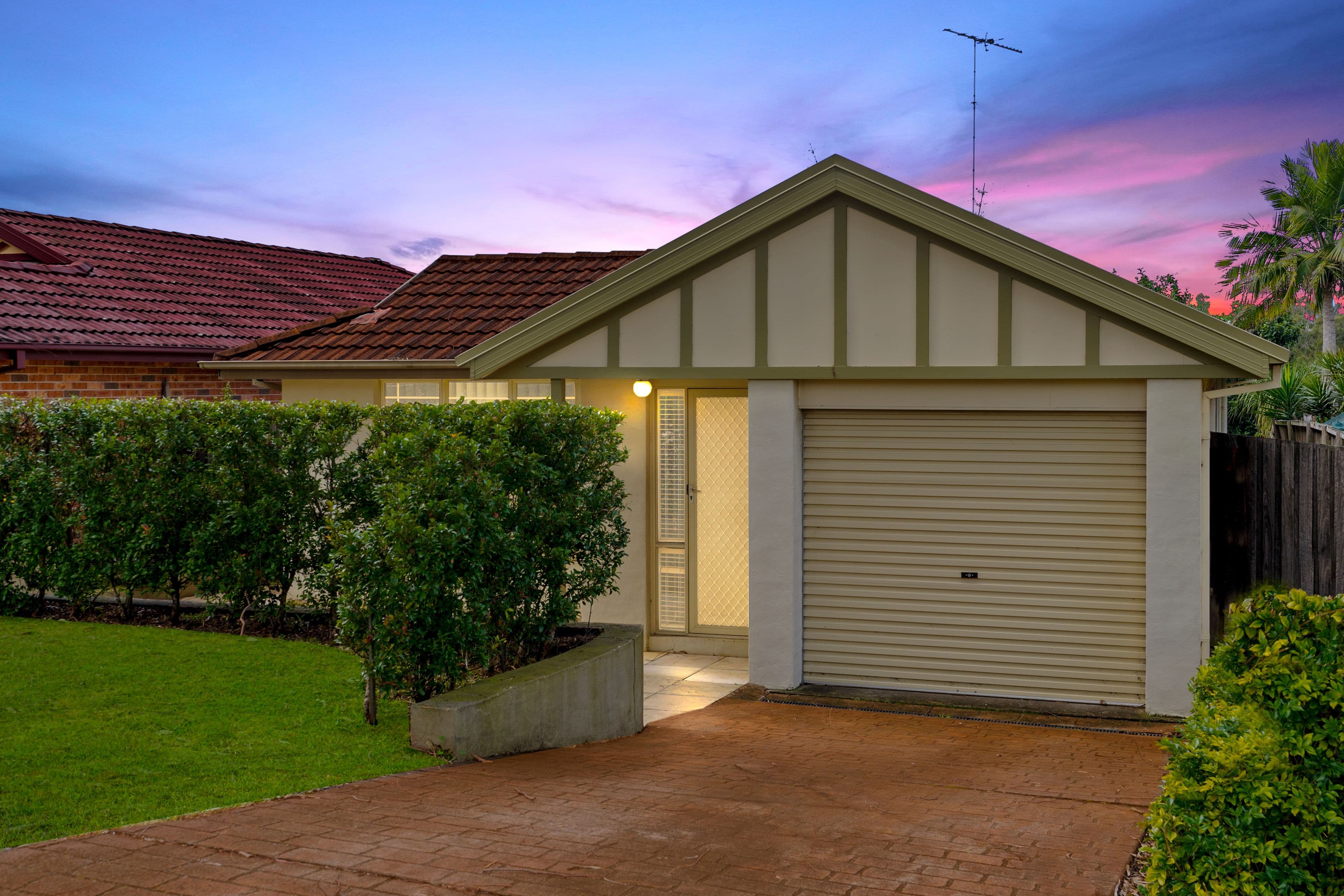 27 Majestic Drive, Stanhope Gardens NSW 2768, Stanhope Gardens - Image 1