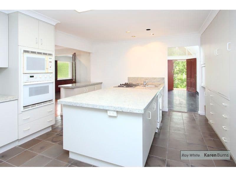 31 Yarawa Street, KENMORE QLD 4069, Kenmore - Thumbnail 4