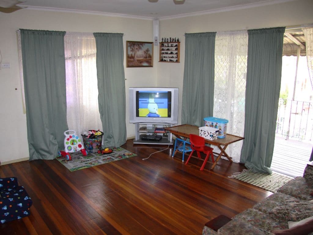 92 Olearia Street West, EVERTON HILLS QLD 4053, Everton Hills - Thumbnail 2