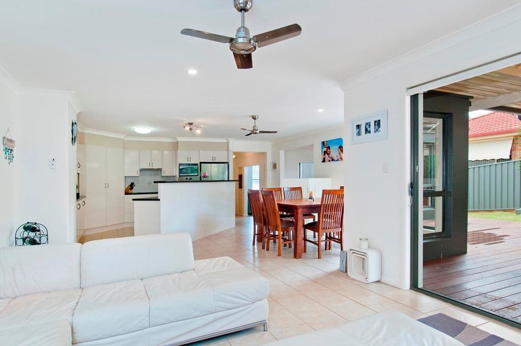 294 Crestwood Drive, Port Macquarie NSW 2444, Port Macquarie - Thumbnail 3