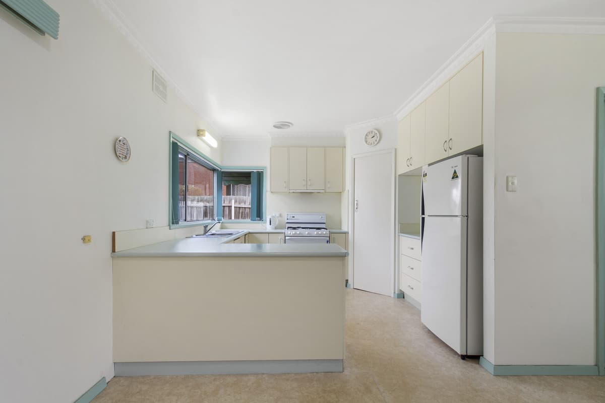 15 Kurt Street, Morwell VIC 3840, Morwell - Thumbnail 2