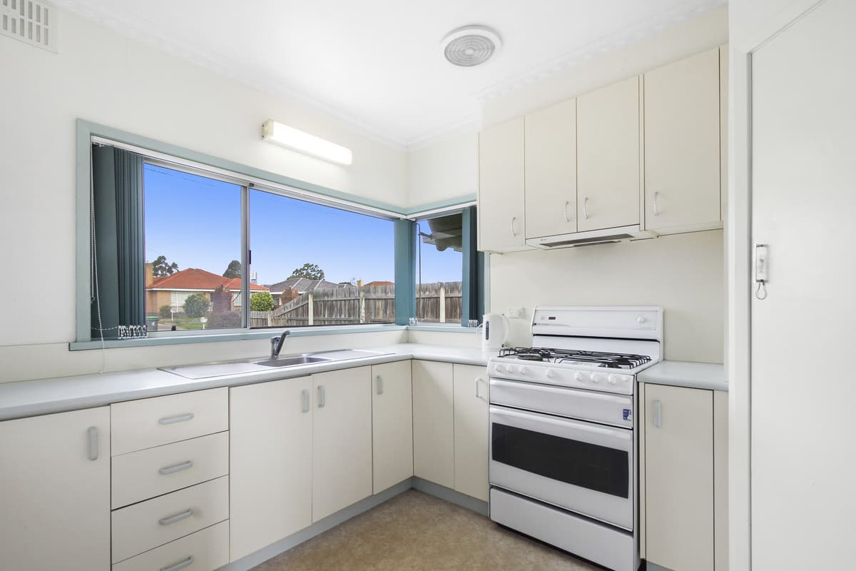 15 Kurt Street, Morwell VIC 3840, Morwell - Thumbnail 3