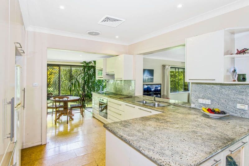 51 Maitland Bay Drive, KILLCARE NSW 2257, Killcare Heights - Thumbnail 3