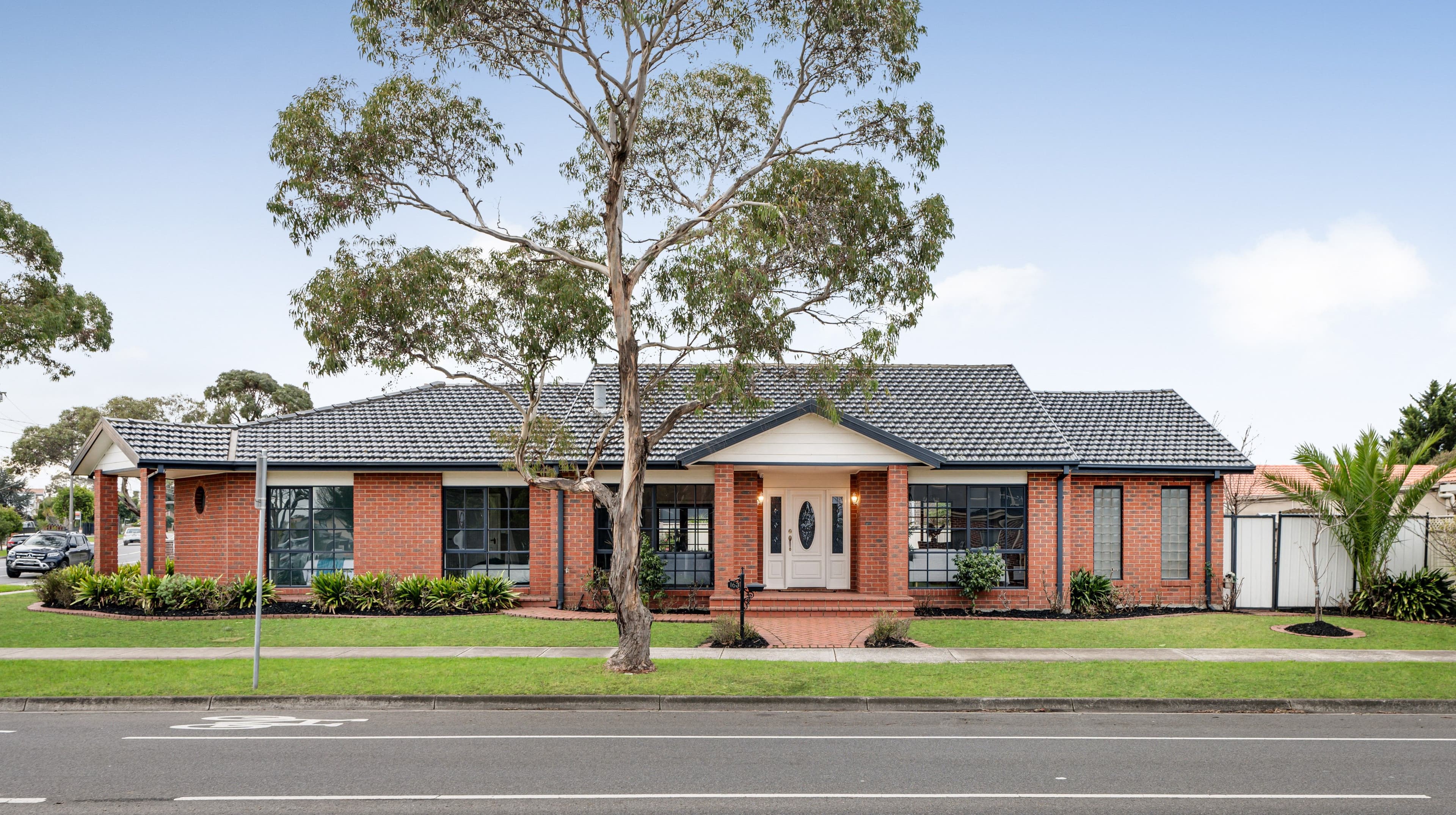 163 Greenvale Drive, Greenvale VIC 3059, Greenvale - Thumbnail 2
