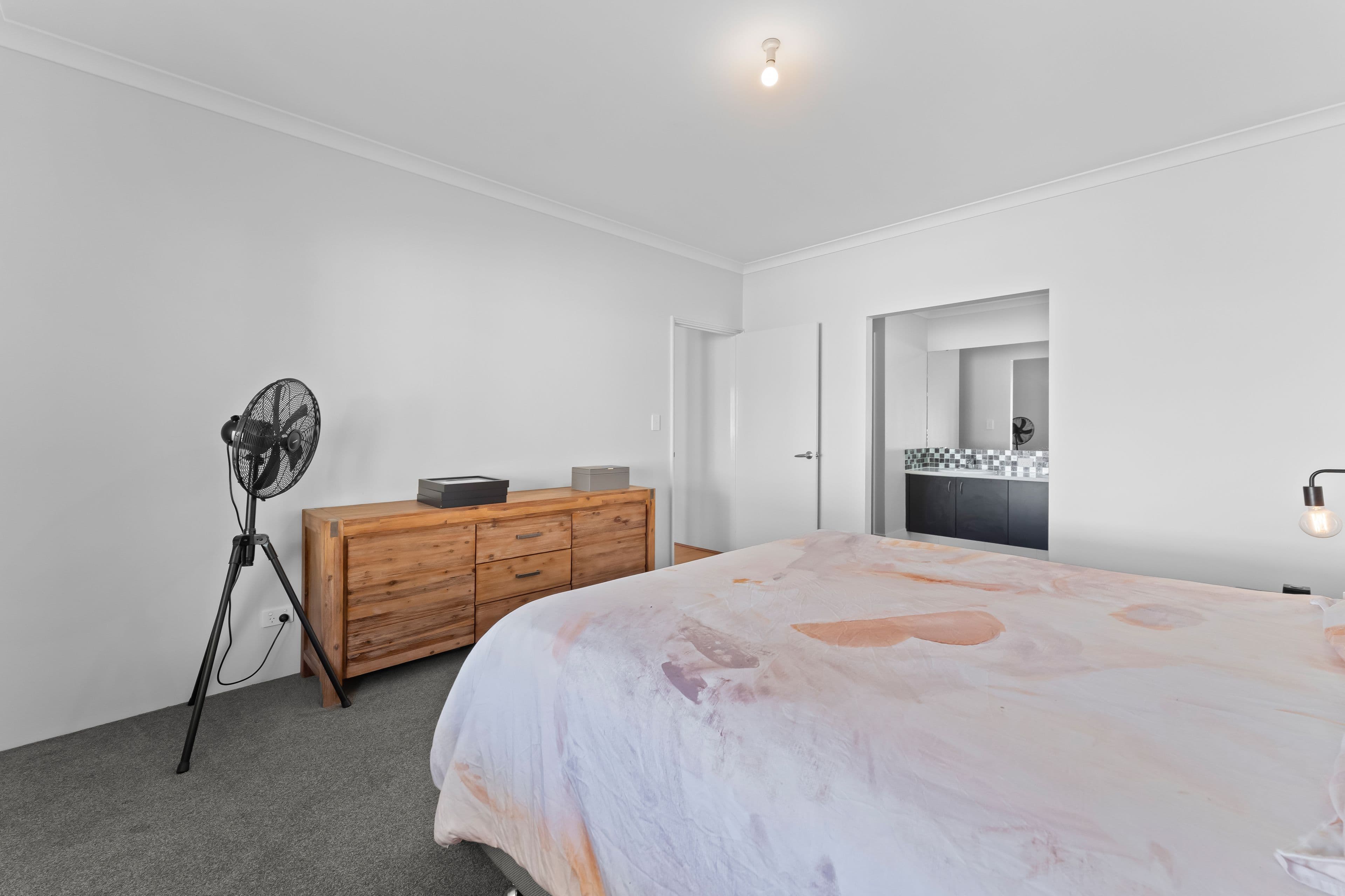 16 Hillsborough Avenue, Baldivis WA 6171, Baldivis - Thumbnail 7