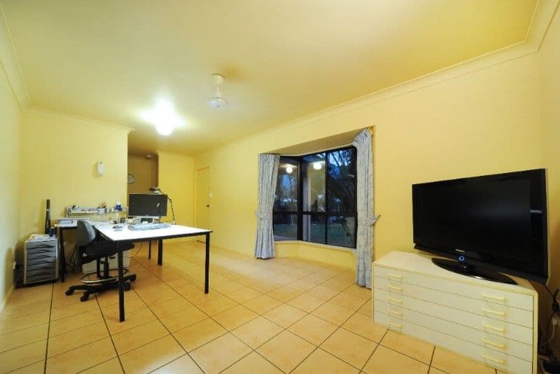 16 Wahoo Court, JUBILEE POCKET QLD 4802, Jubilee Pocket - Thumbnail 2