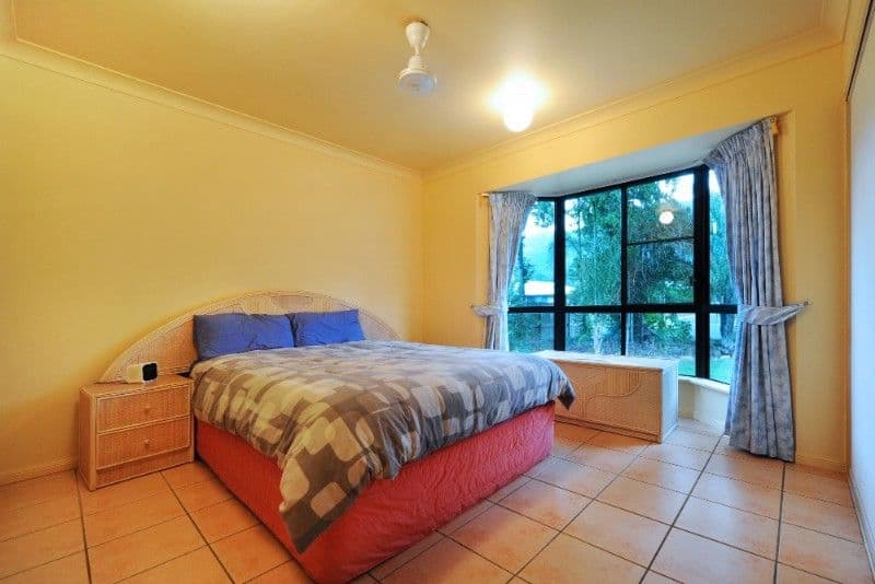 16 Wahoo Court, JUBILEE POCKET QLD 4802, Jubilee Pocket - Thumbnail 5
