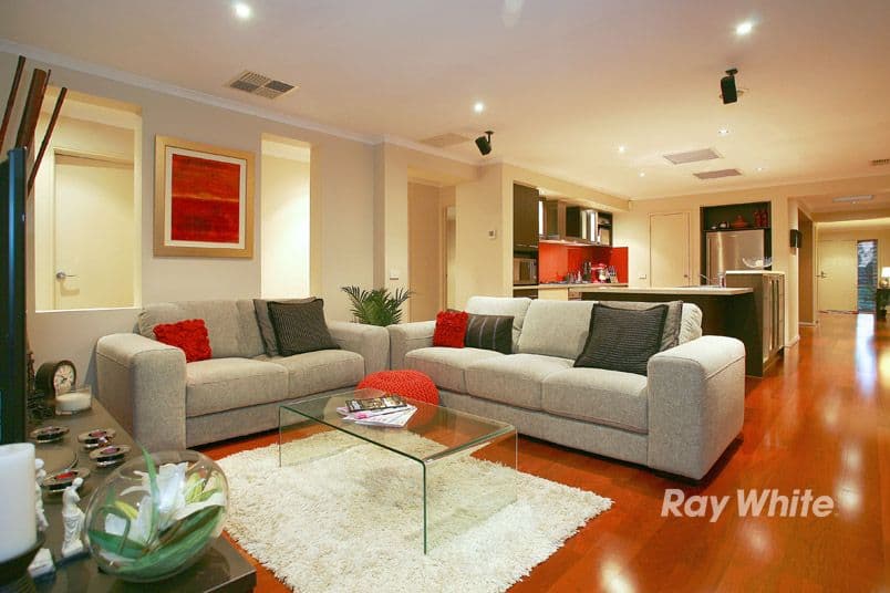 8 Dulwich Lane, CRANBOURNE NORTH VIC 3977, Cranbourne North - Thumbnail 2