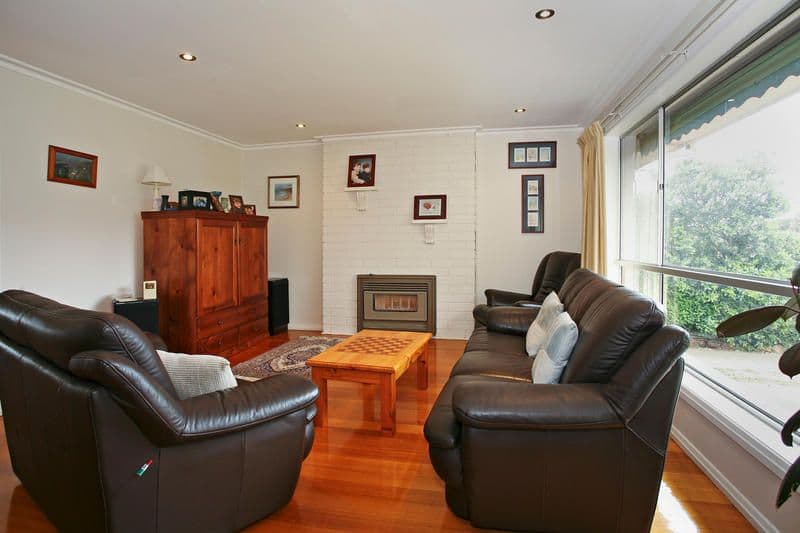 22 Amoore Avenue, HIGHTON VIC 3216, Highton - Thumbnail 2