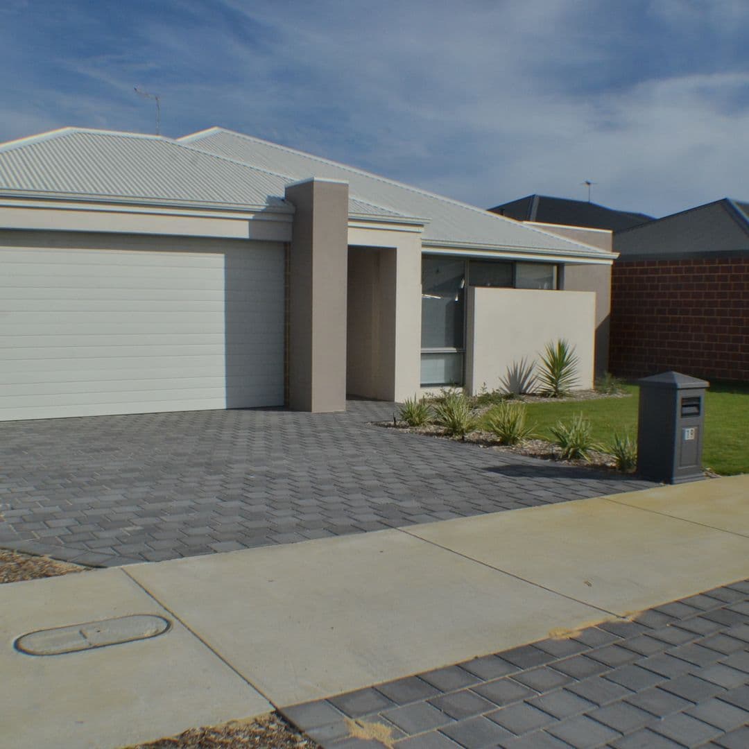 19 Blackstock Street, Hammond Park WA 6164, Hammond Park - Thumbnail 2