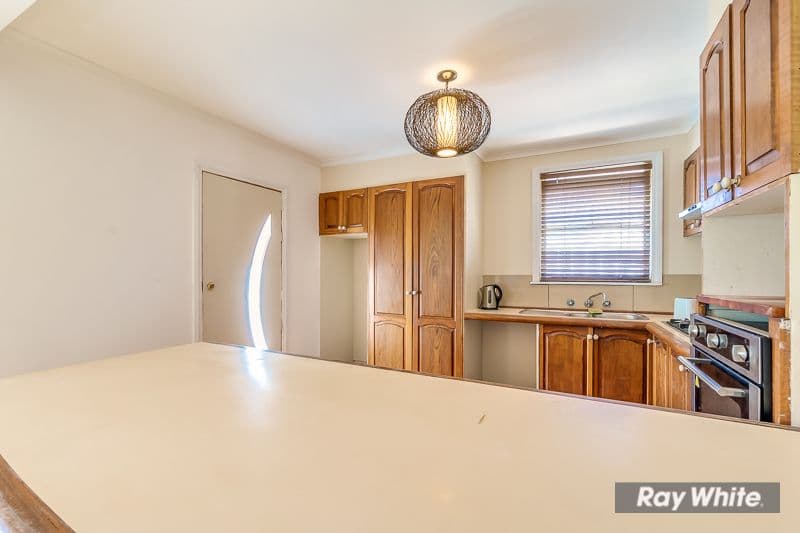 124 Shaws Road, Werribee VIC 3030, Werribee - Thumbnail 4