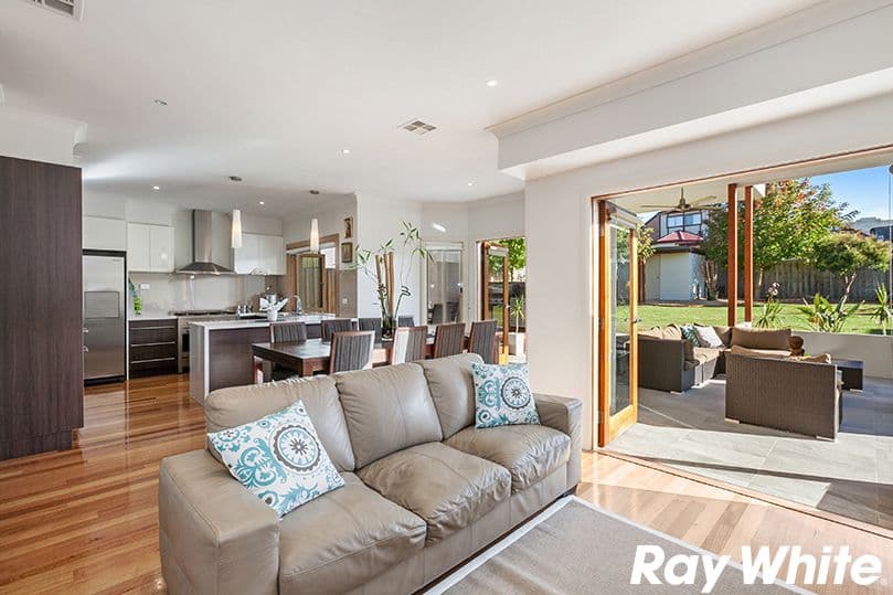 50 Stockdale Way, Mill Park VIC 3082, Mill Park - Thumbnail 4