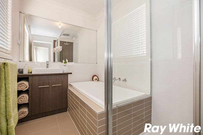 50 Stockdale Way, Mill Park VIC 3082, Mill Park - Thumbnail 6