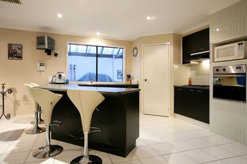16 Whitmore Place, HILLSIDE VIC 3037, Hillside - Thumbnail 3