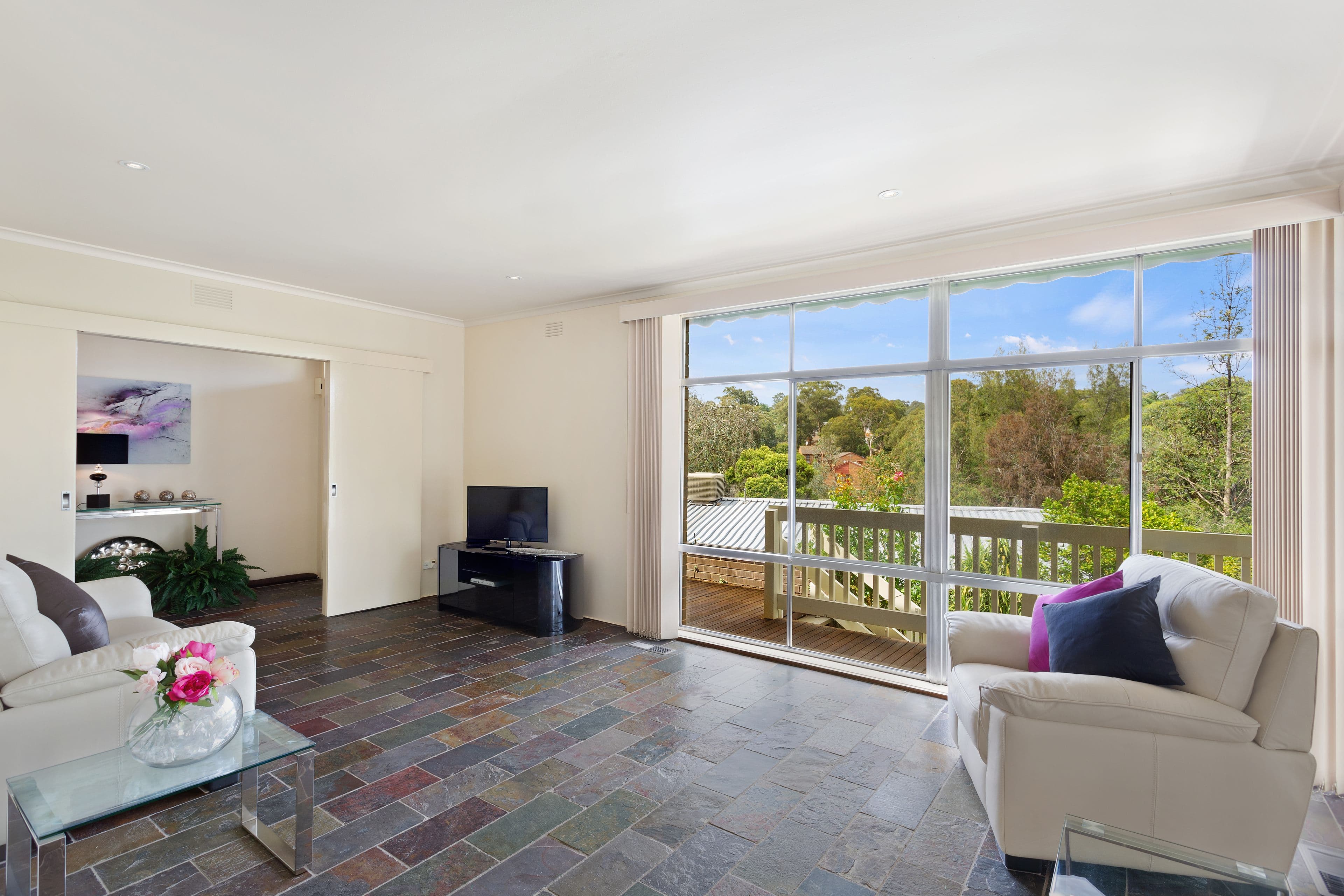 10 Lorraine Drive, Briar Hill VIC 3088, Briar Hill - Thumbnail 4