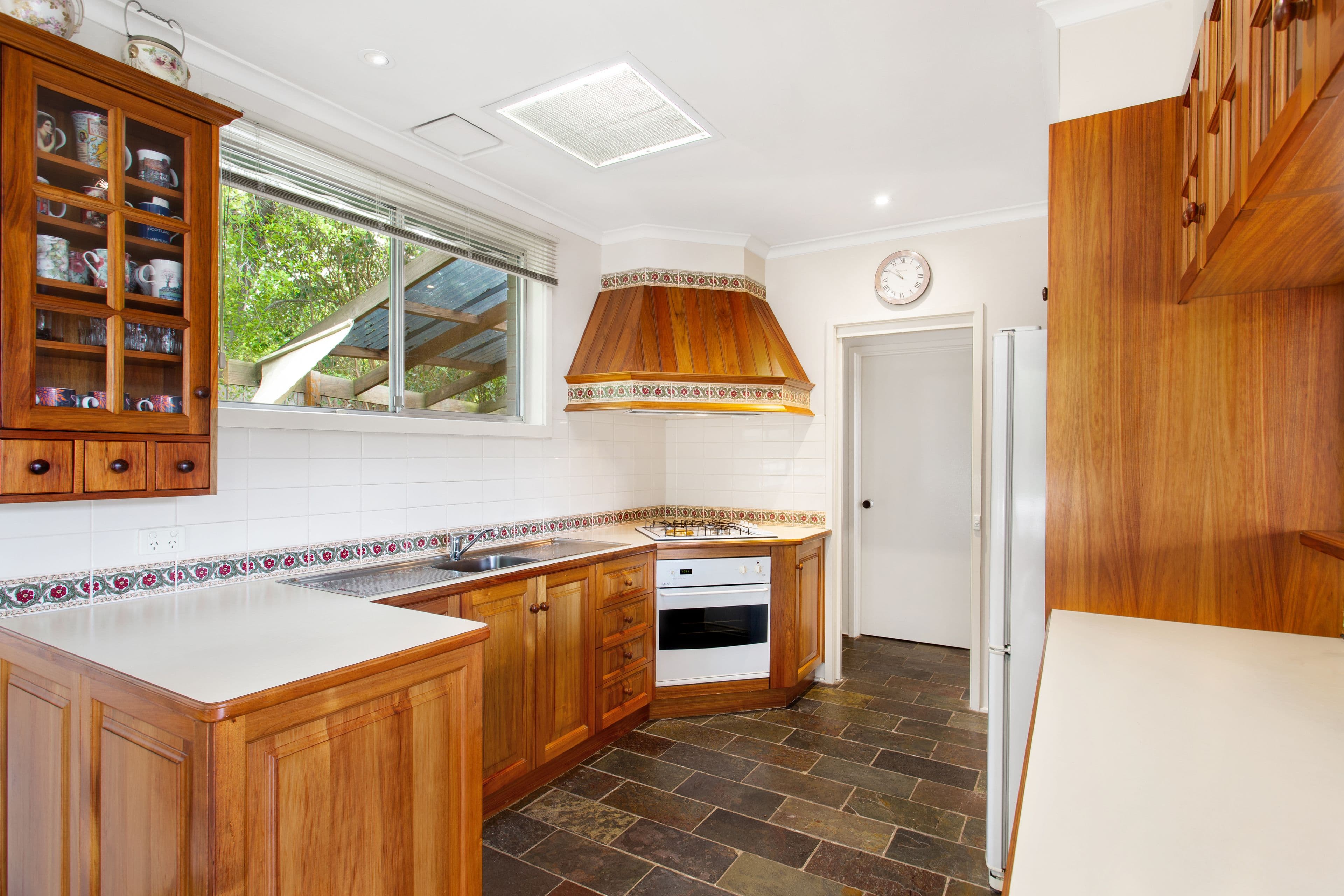 10 Lorraine Drive, Briar Hill VIC 3088, Briar Hill - Thumbnail 5