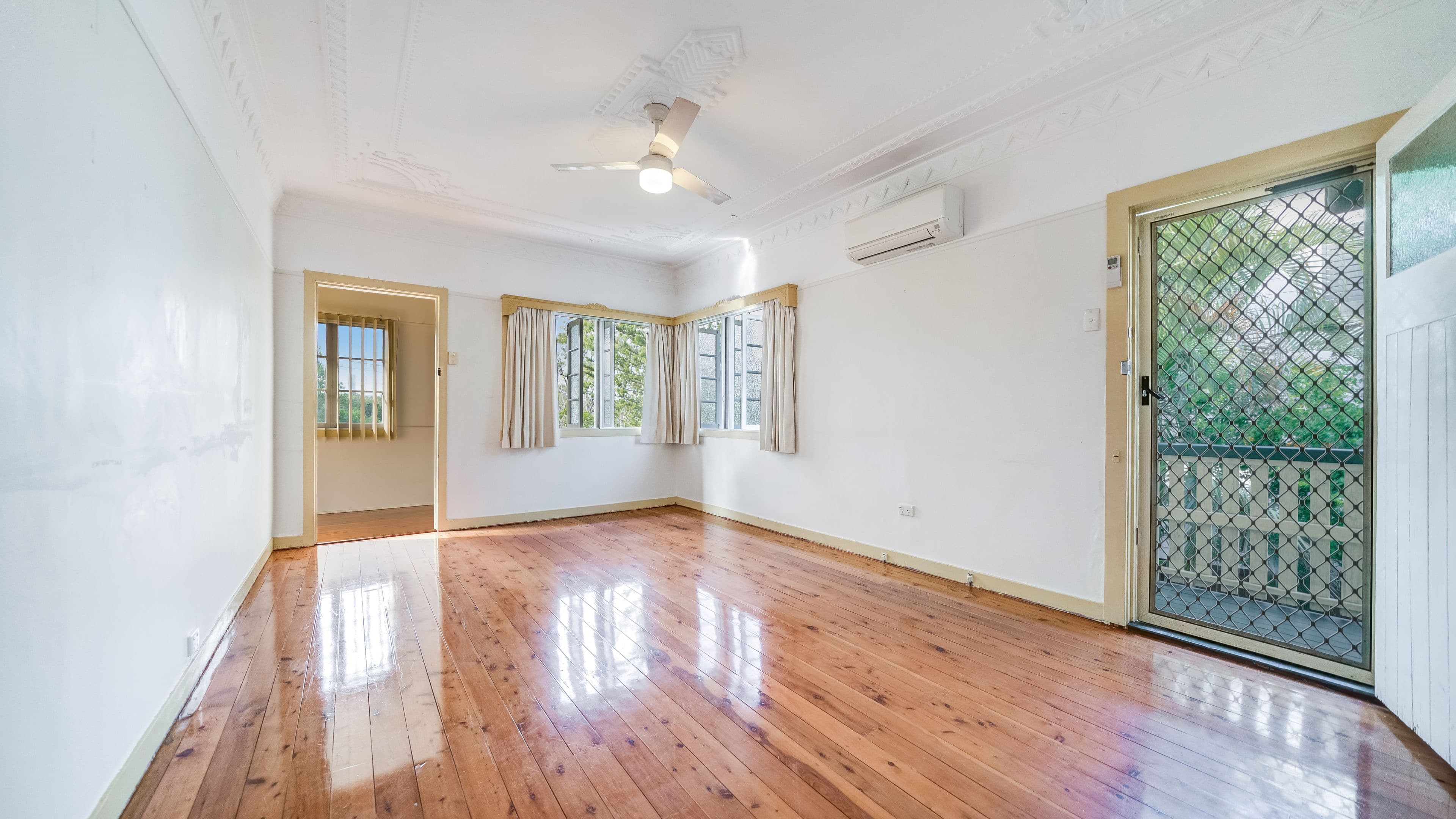 76 Gladstone Street, Coorparoo QLD 4151, Coorparoo - Thumbnail 3