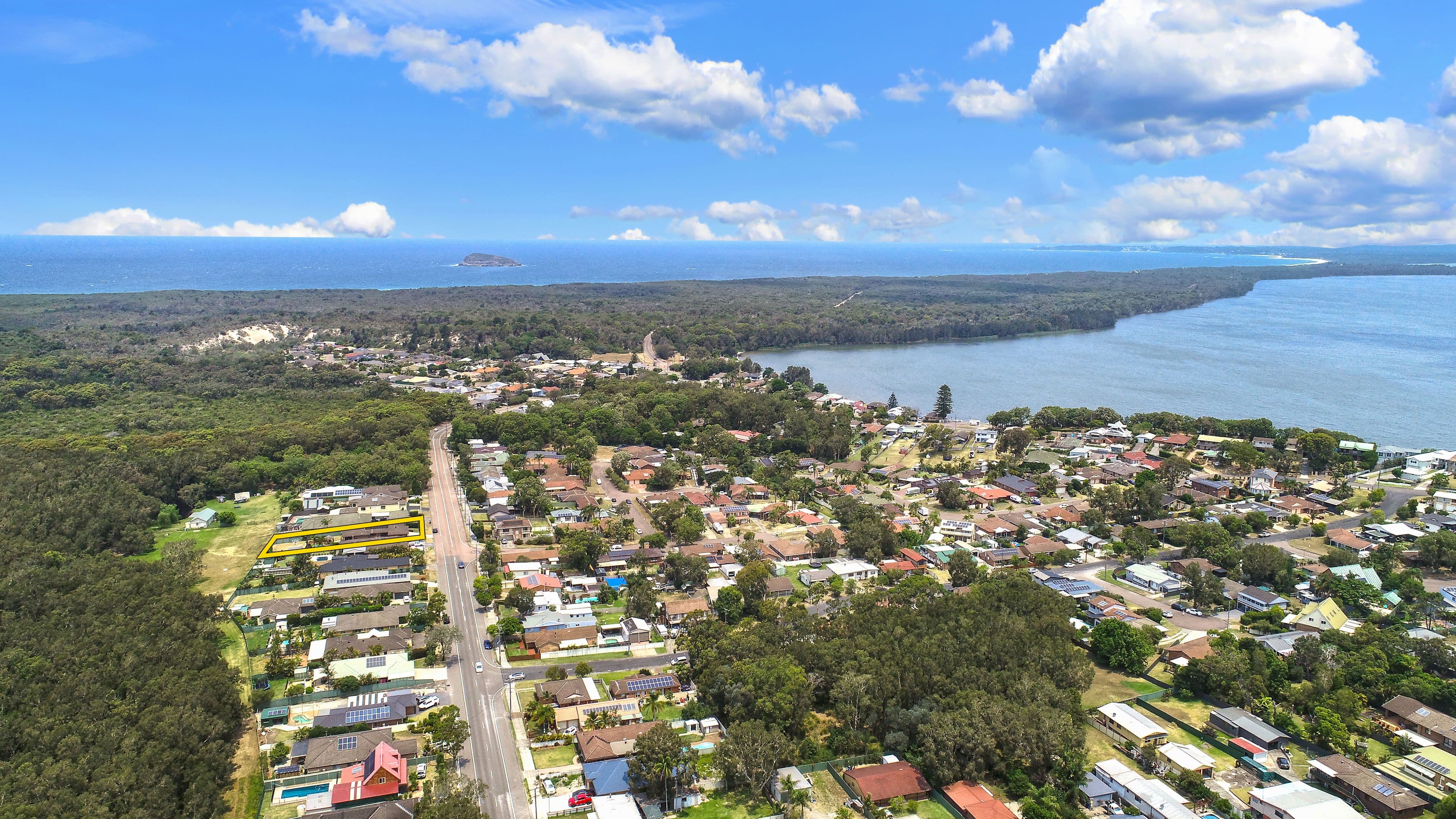 61 Elizabeth Bay Drive, Lake Munmorah NSW 2259, Lake Munmorah - Thumbnail 3