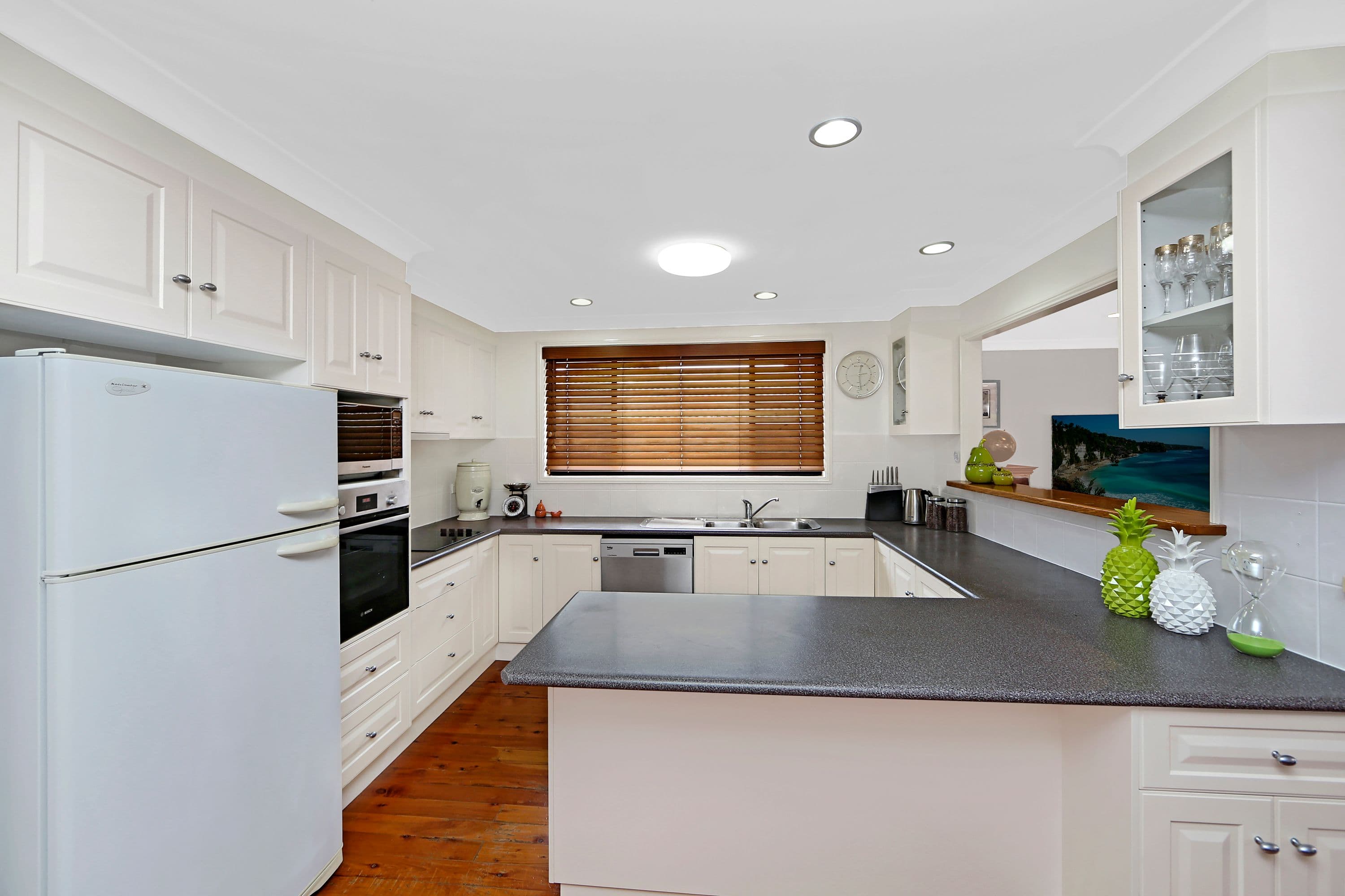 61 Elizabeth Bay Drive, Lake Munmorah NSW 2259, Lake Munmorah - Thumbnail 4