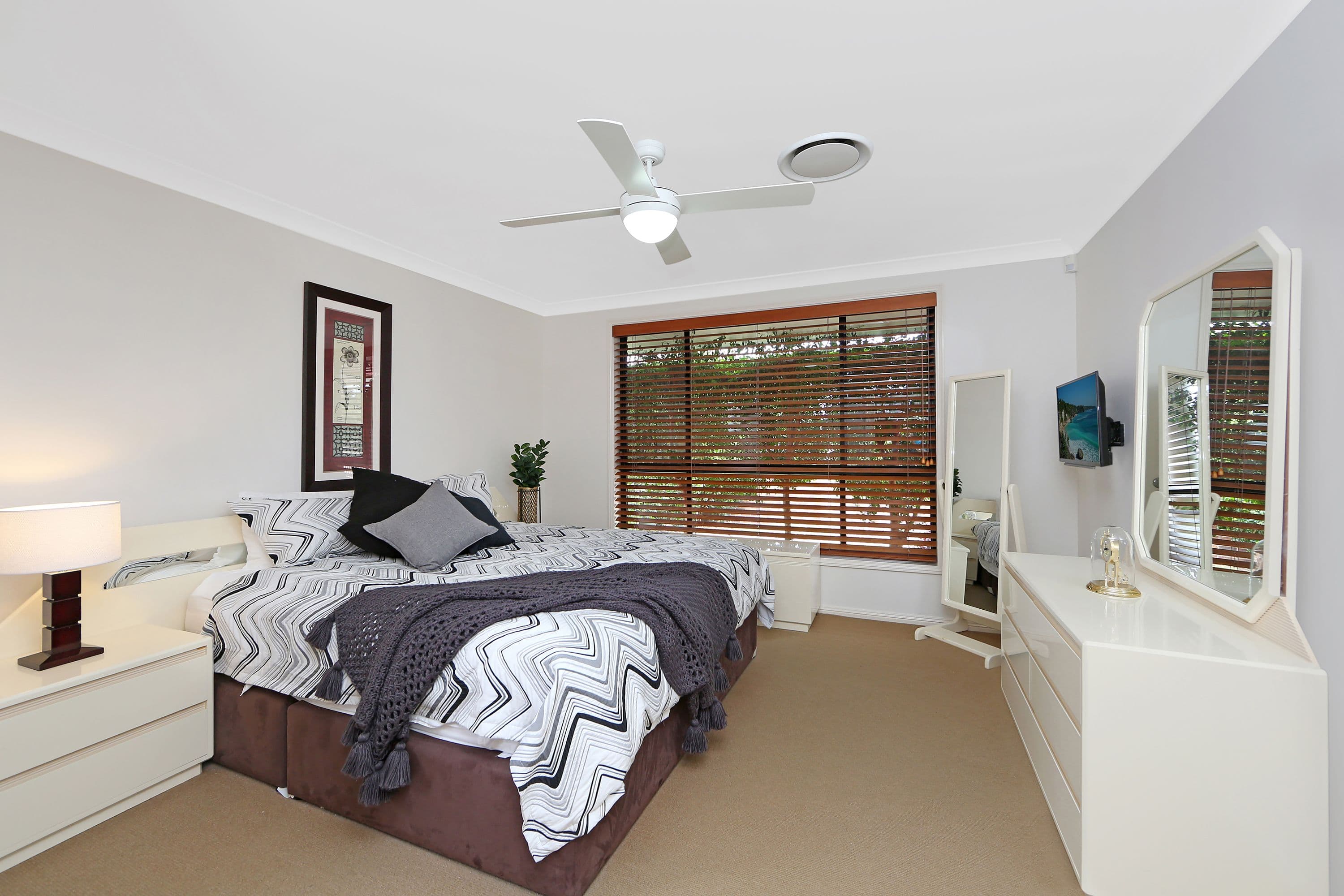 61 Elizabeth Bay Drive, Lake Munmorah NSW 2259, Lake Munmorah - Thumbnail 8